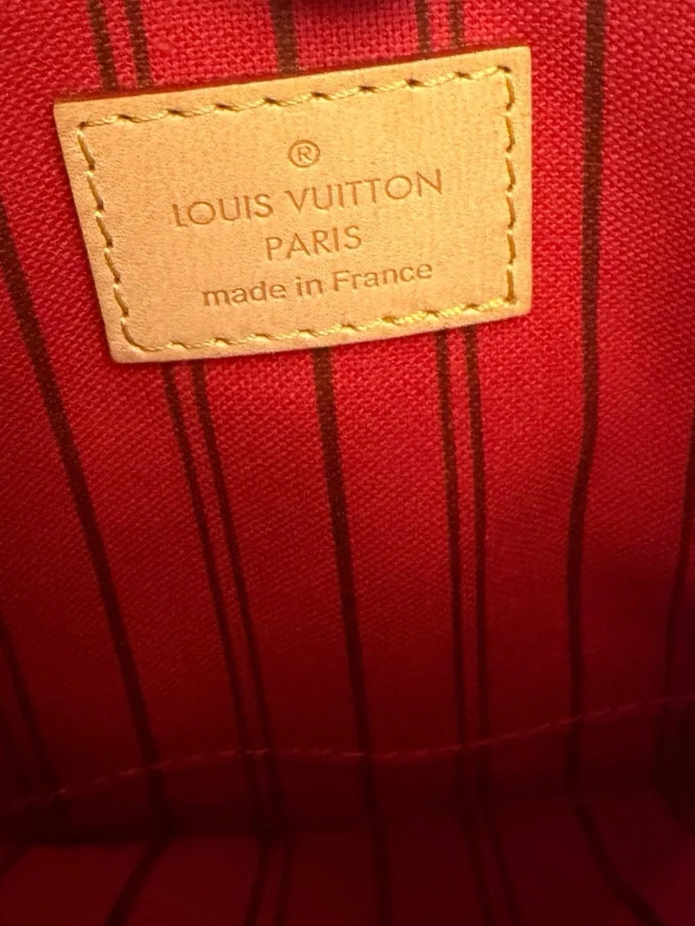 Authentic Louis Vuitton Neverfull Pouchett Monogram Canvas Wristlet Red Trim